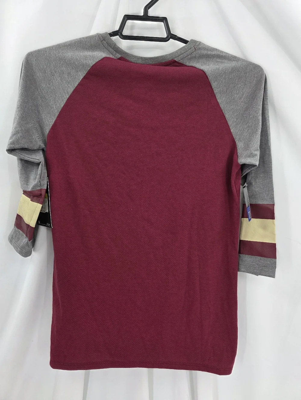 NWT‎ Nike Florida State Seminoles 3/4 Sleeve T-Shirt Womens Small Center Logo.